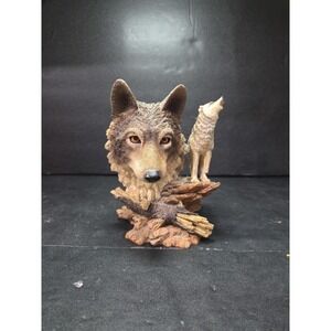 Hamilton Collection Eyes of Wisdom Wolf Figurine, Soul of Nature Wolve Sculpture